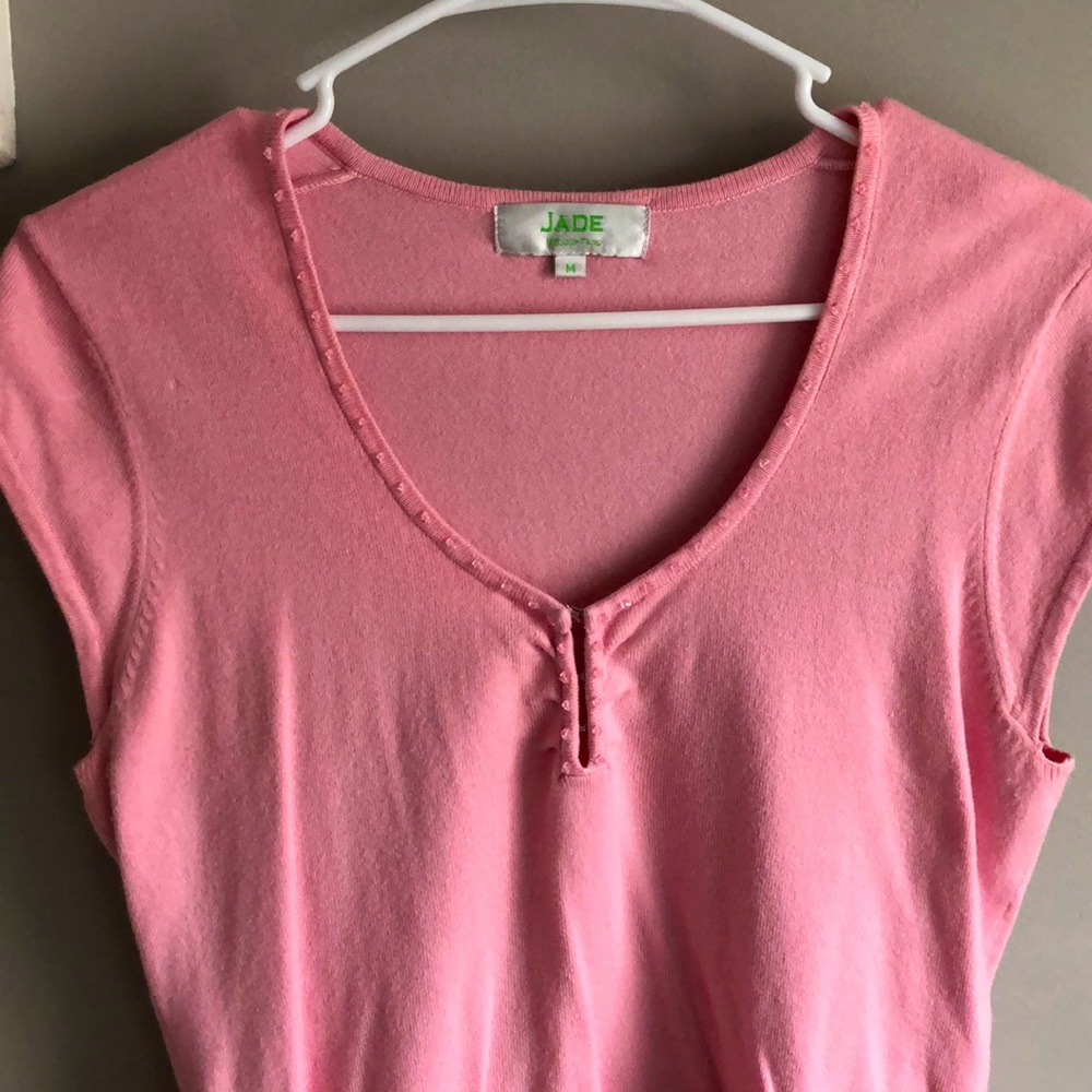 Pink knit shirt with beads